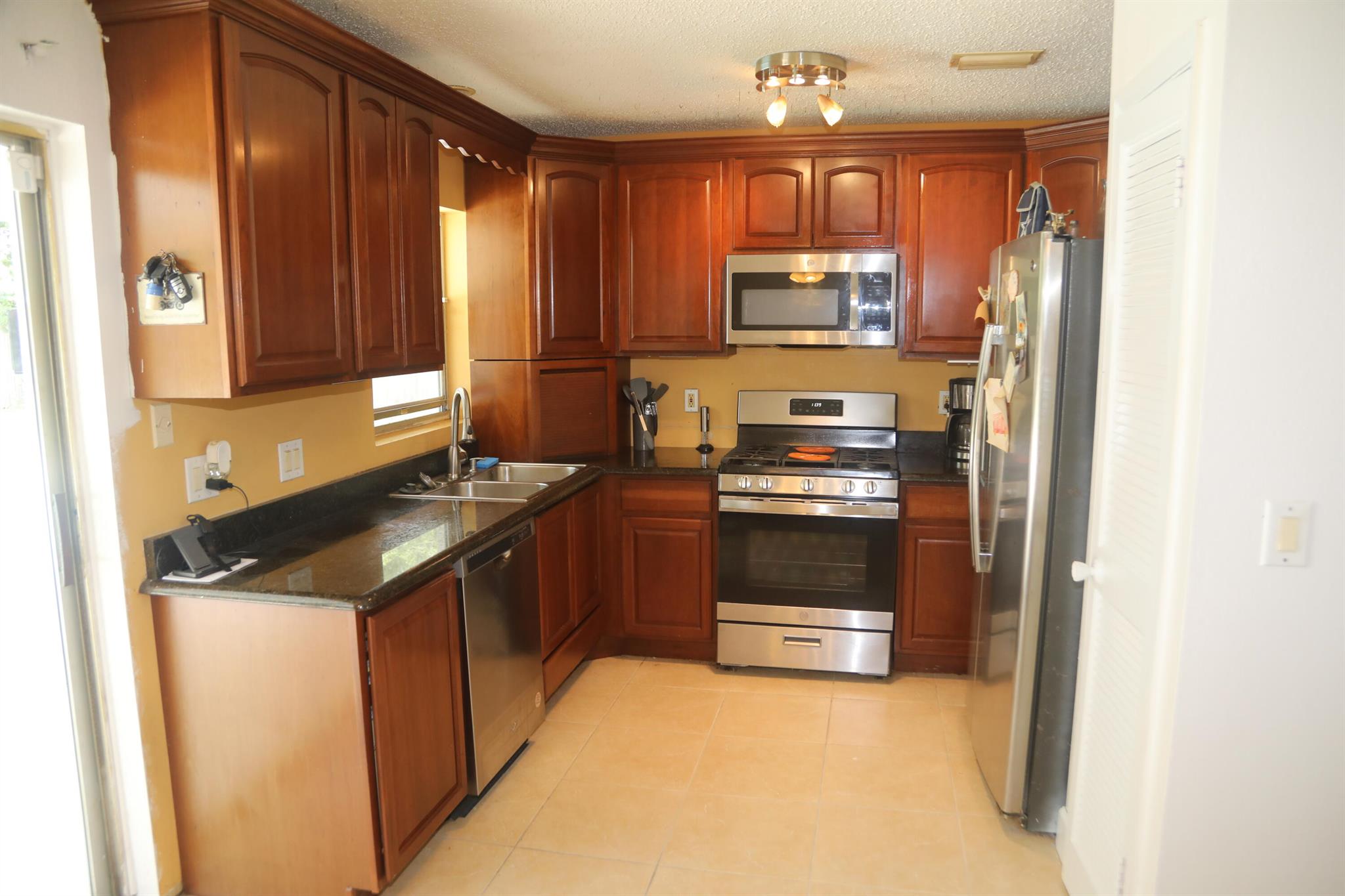 RIVER PARK UNIT 7 - Residential