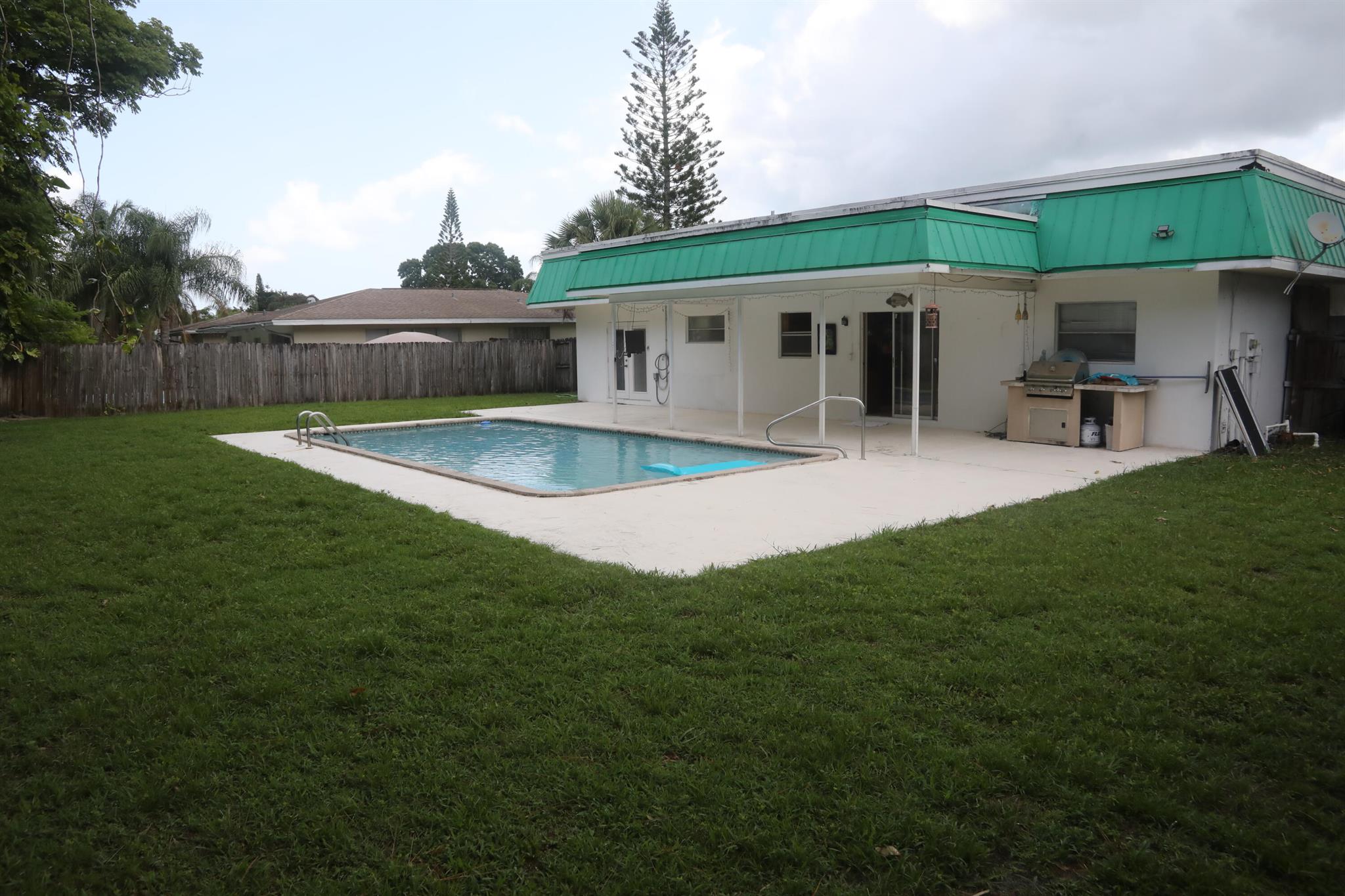 RIVER PARK UNIT 7 - Residential