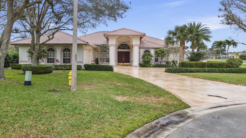 Photo of 2145 SW Waterview Place, Palm City, FL 34990 (MLS # R10949447)