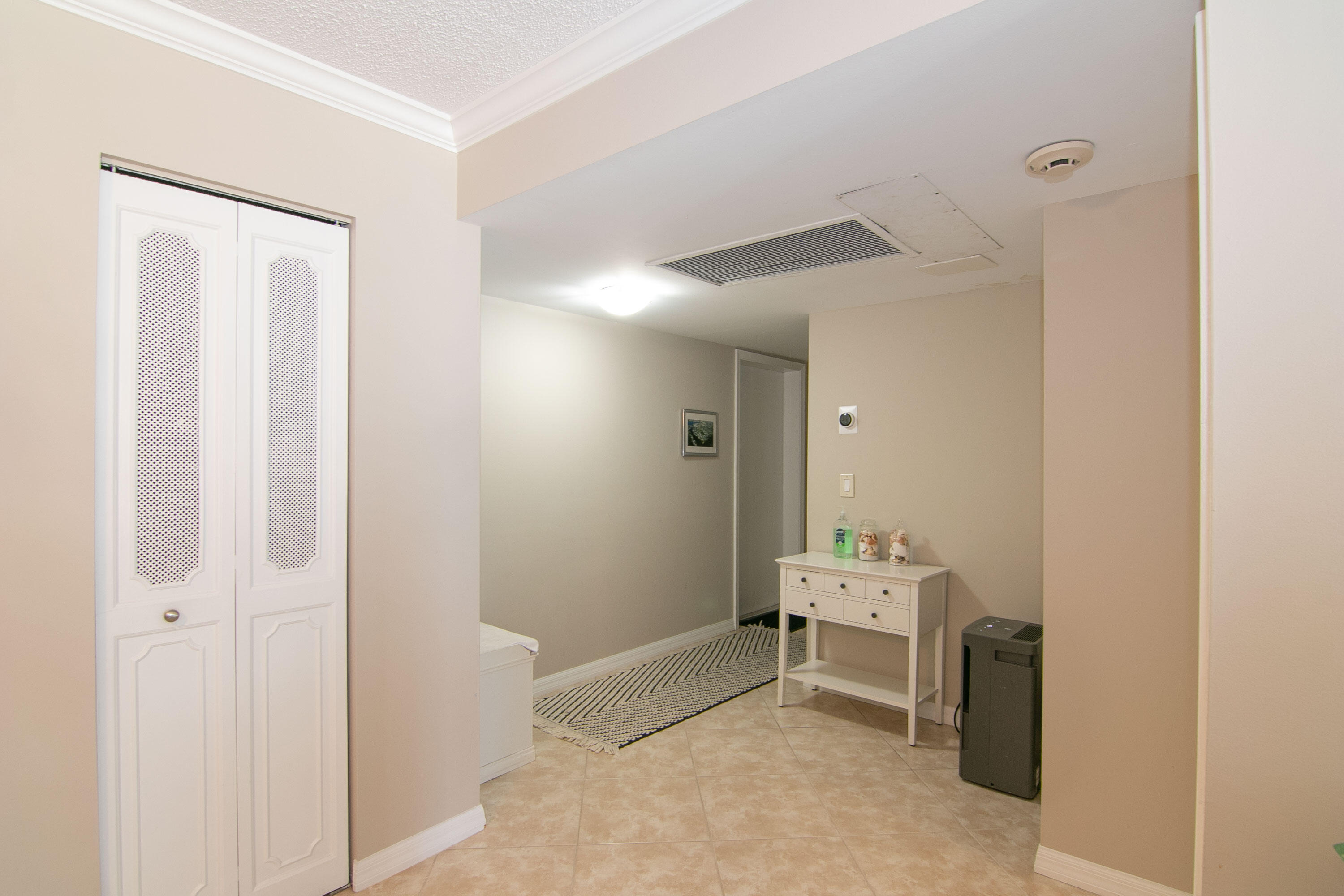 PALM BEACH HARBOUR CLUB - Residential Lease