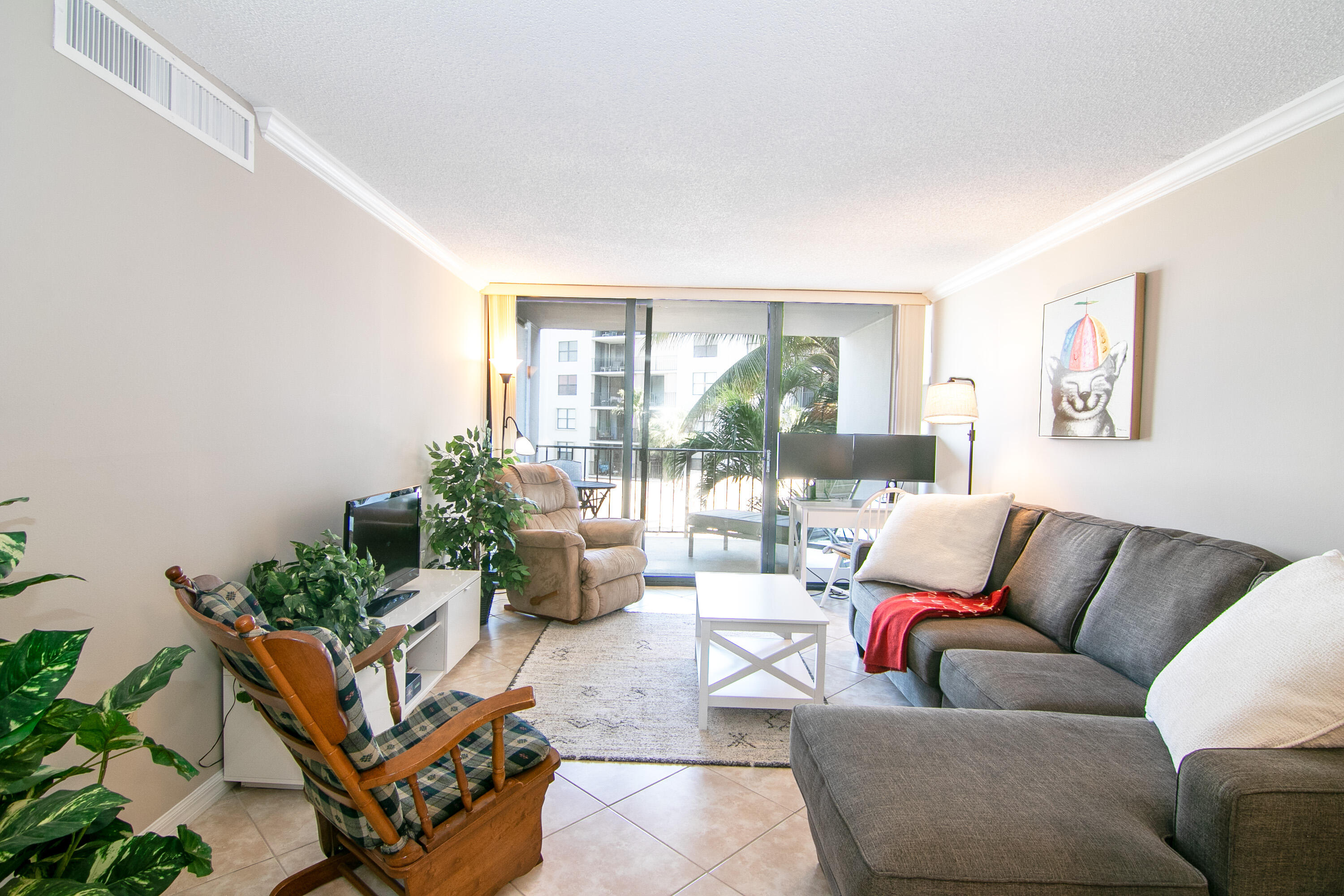 PALM BEACH HARBOUR CLUB - Residential Lease