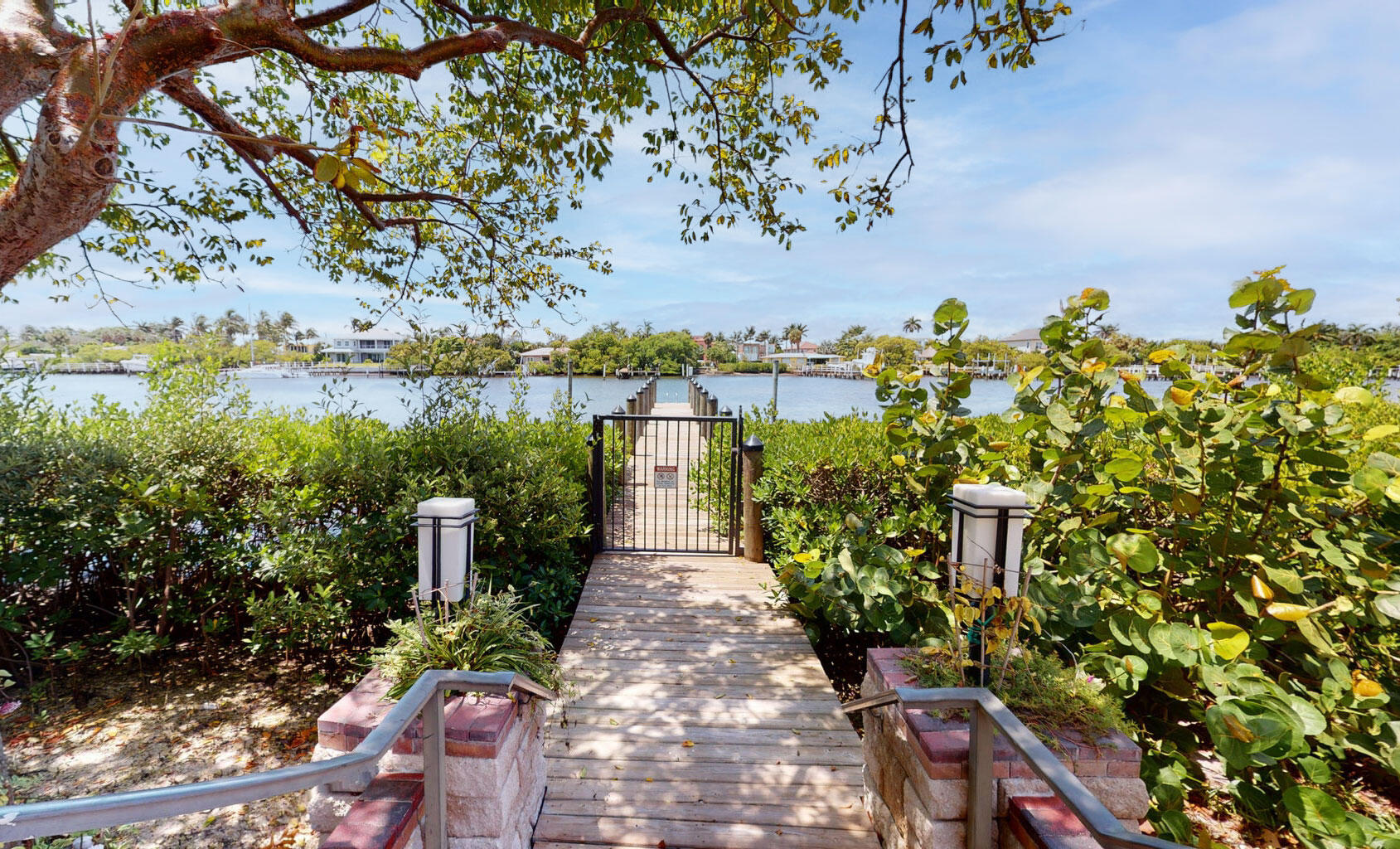 PALM BEACH HARBOUR CLUB - Residential Lease