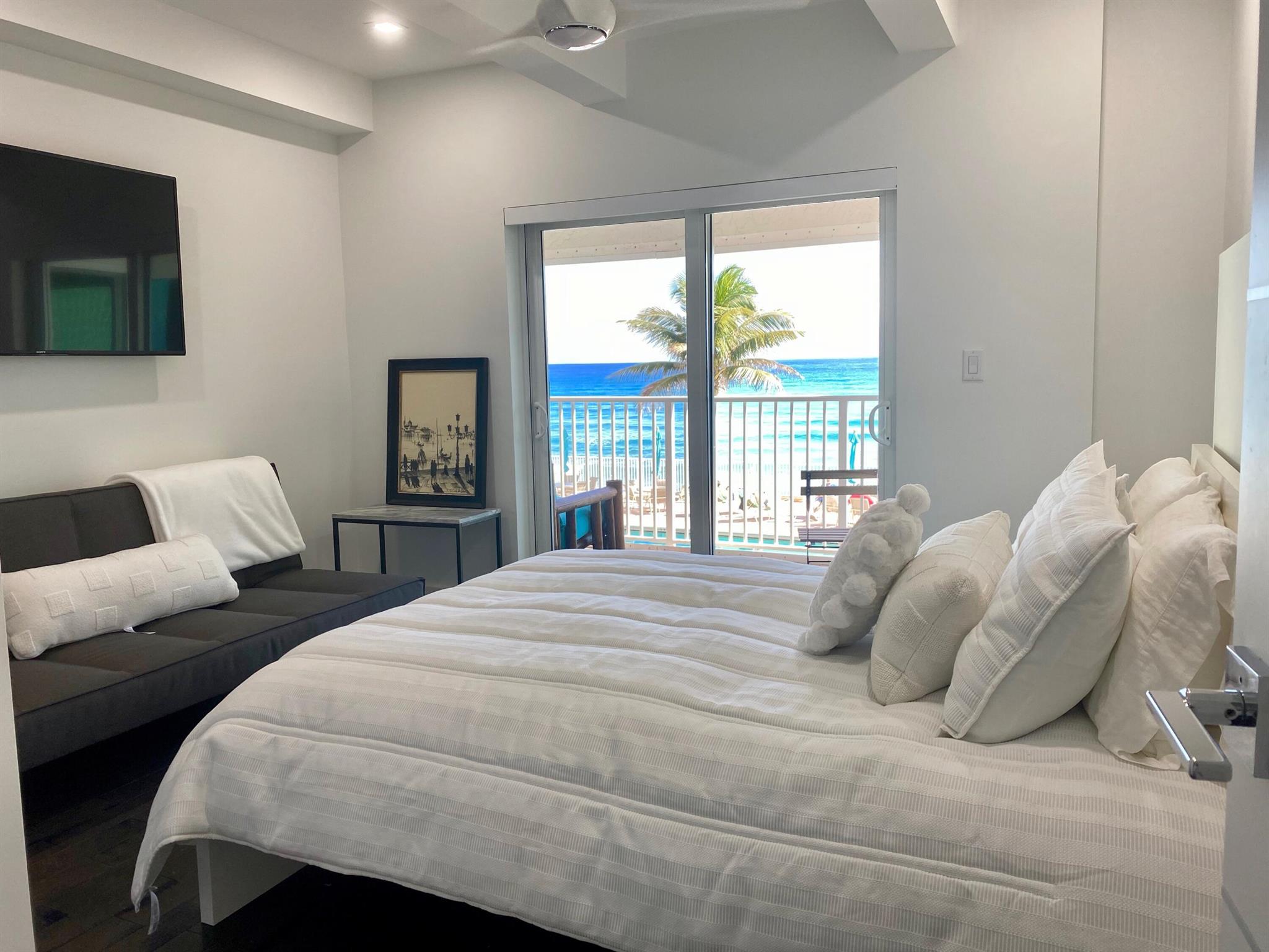 PALMSEA CONDO - Residential Lease