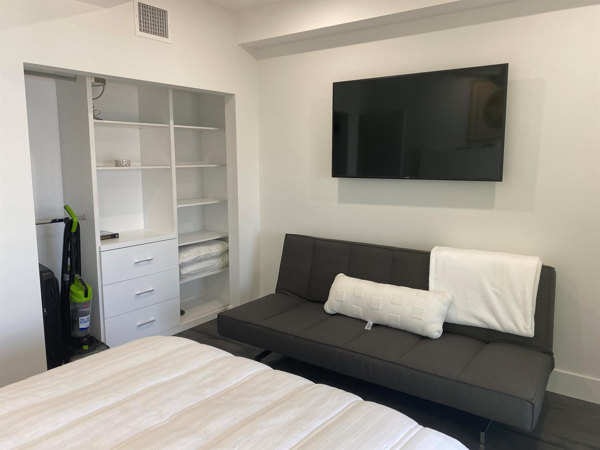 PALMSEA CONDO - Residential Lease