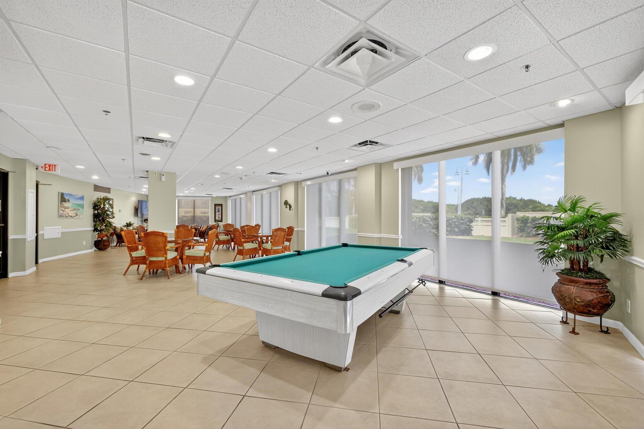 SEA POINTE TOWERS OF FORT - Residential Lease