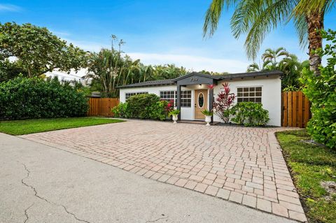 739 NE 17th Road Fort Lauderdale FL 33304