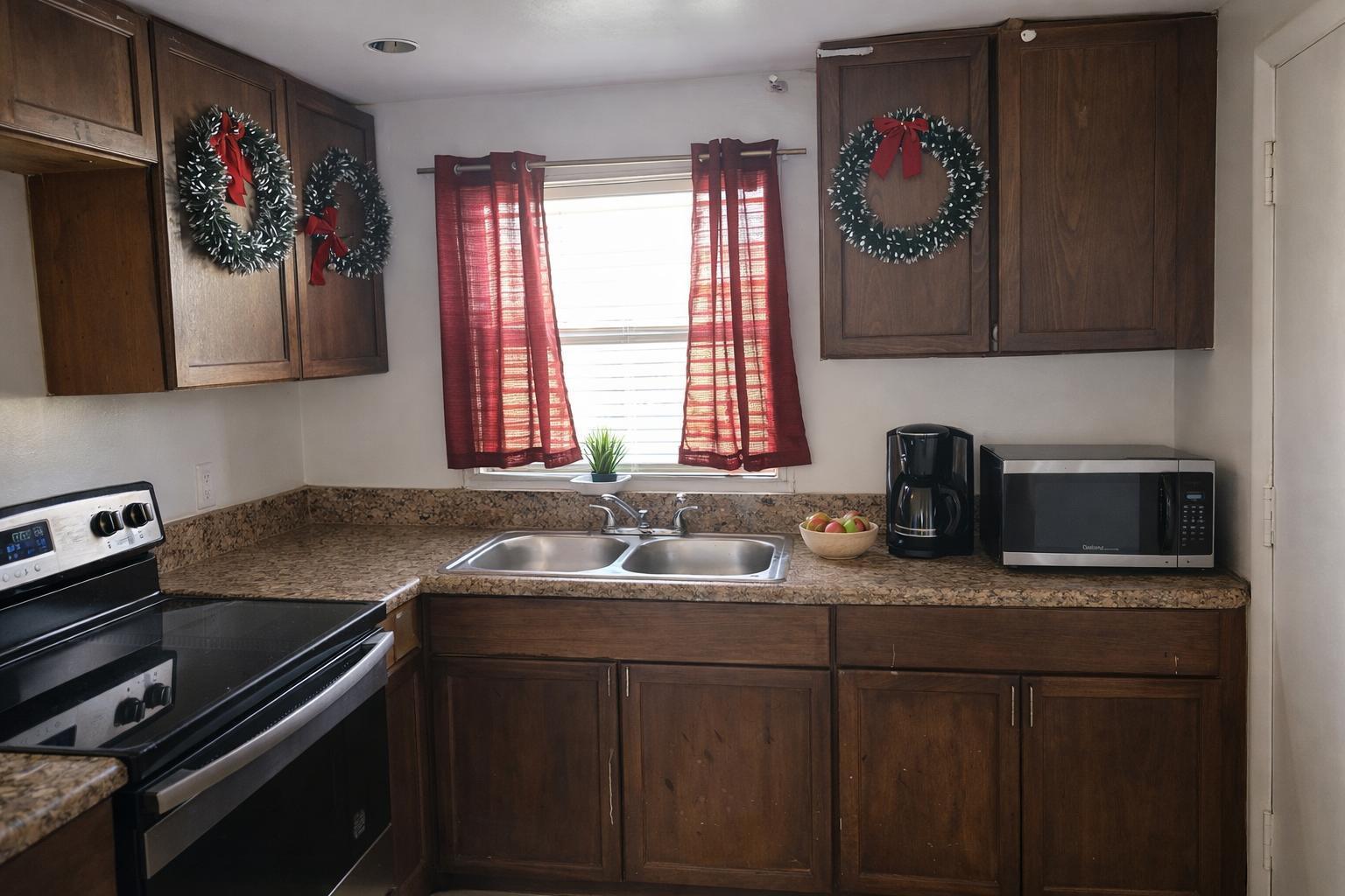 EDGEWOOD GREENS CONDO - Residential