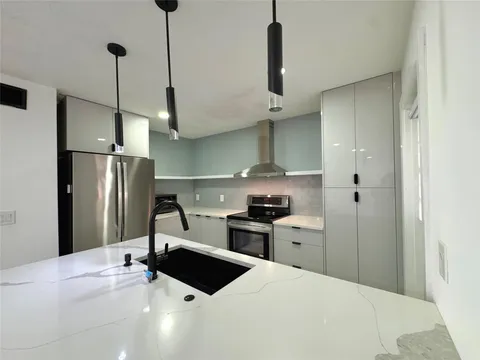 3005 1\/2 NW 68th St Unit 9D, Fort Lauderdale, FL 33309 - MLS#: F10493763