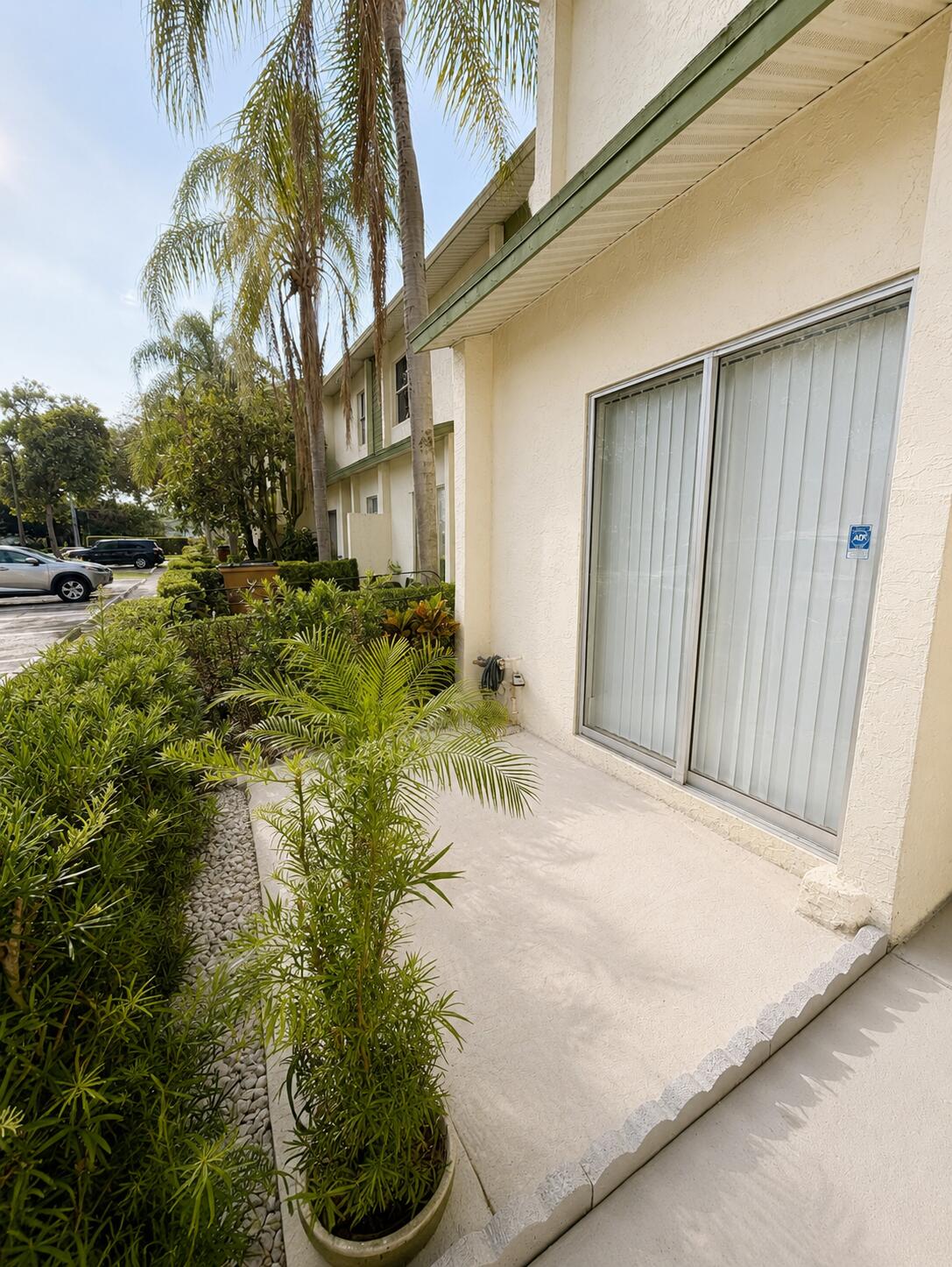 CRYSTAL VIEW TOWNHOMES - Residential Lease