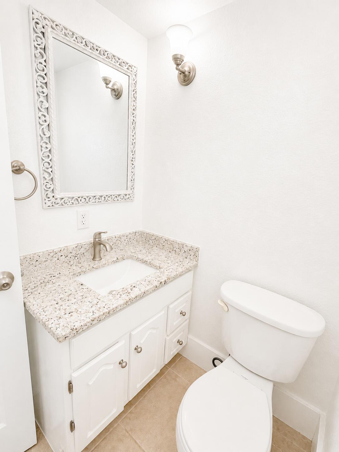 CRYSTAL VIEW TOWNHOMES - Residential Lease
