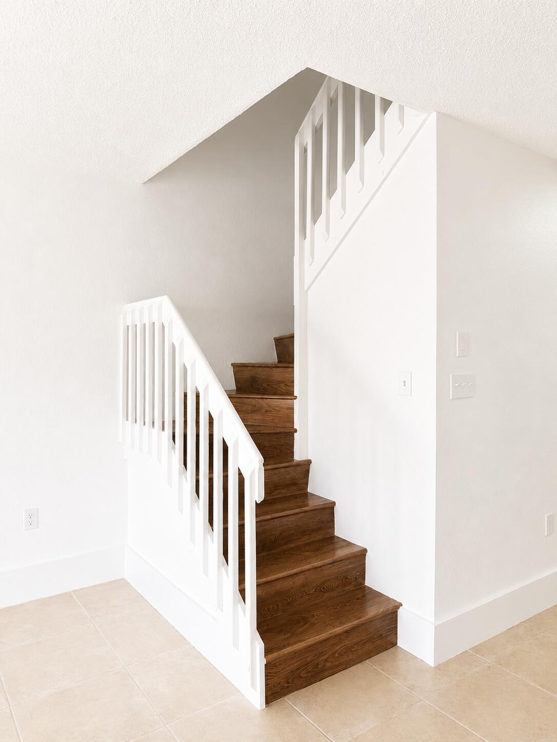 CRYSTAL VIEW TOWNHOMES - Residential Lease