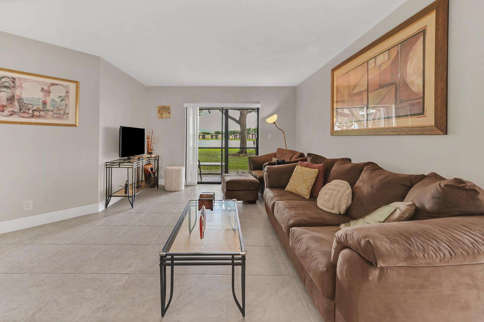 LAKES OF DELRAY - Residential Lease