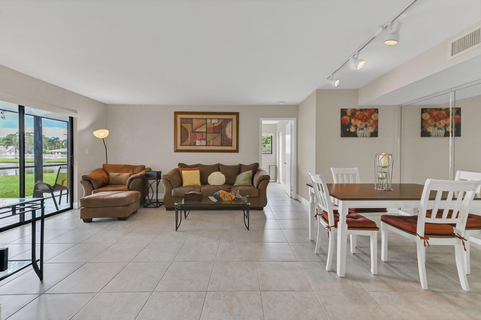 LAKES OF DELRAY - Residential Lease