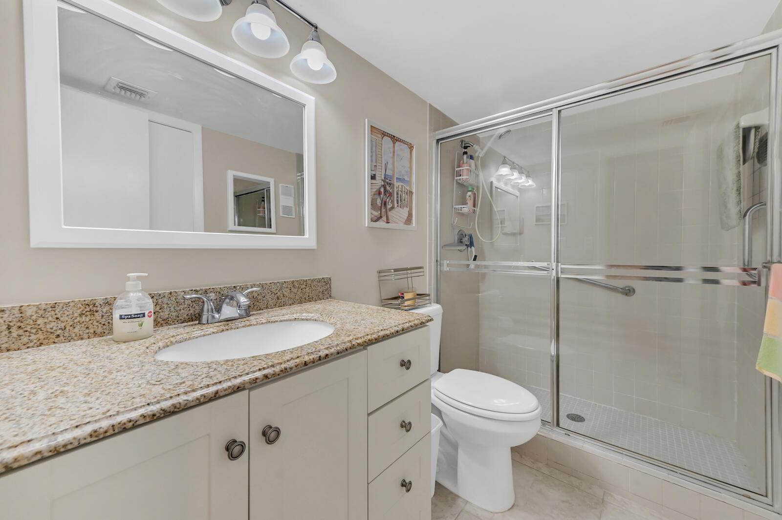 LAKES OF DELRAY - Residential Lease