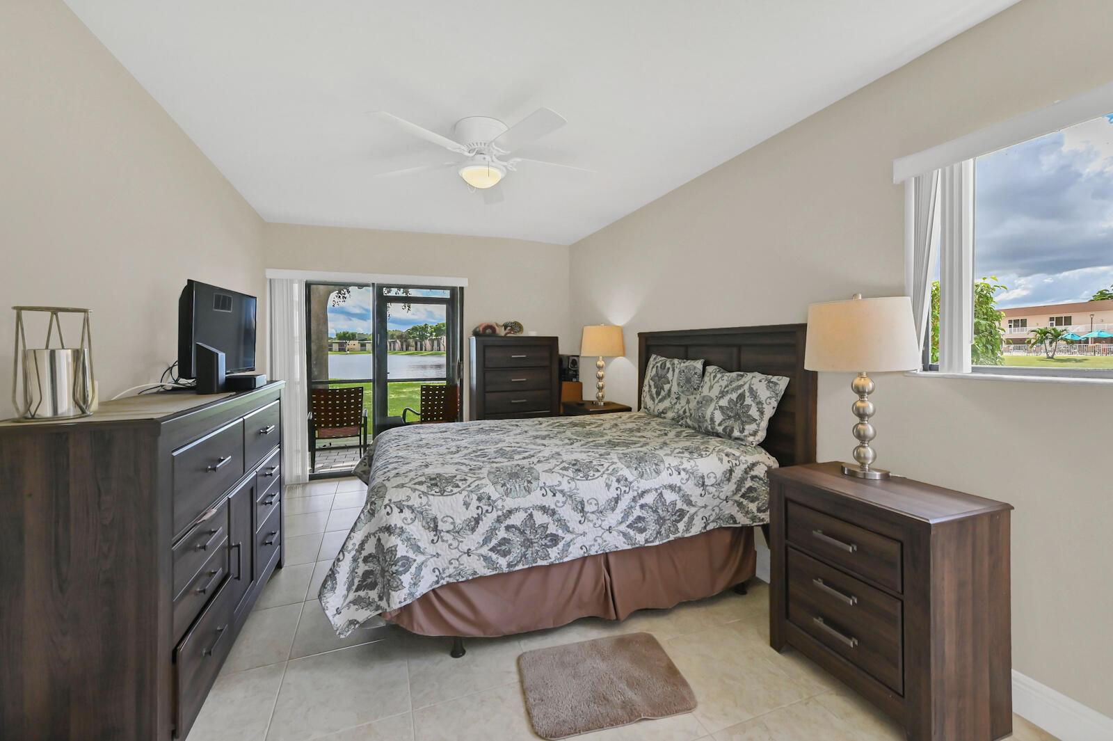 LAKES OF DELRAY - Residential Lease