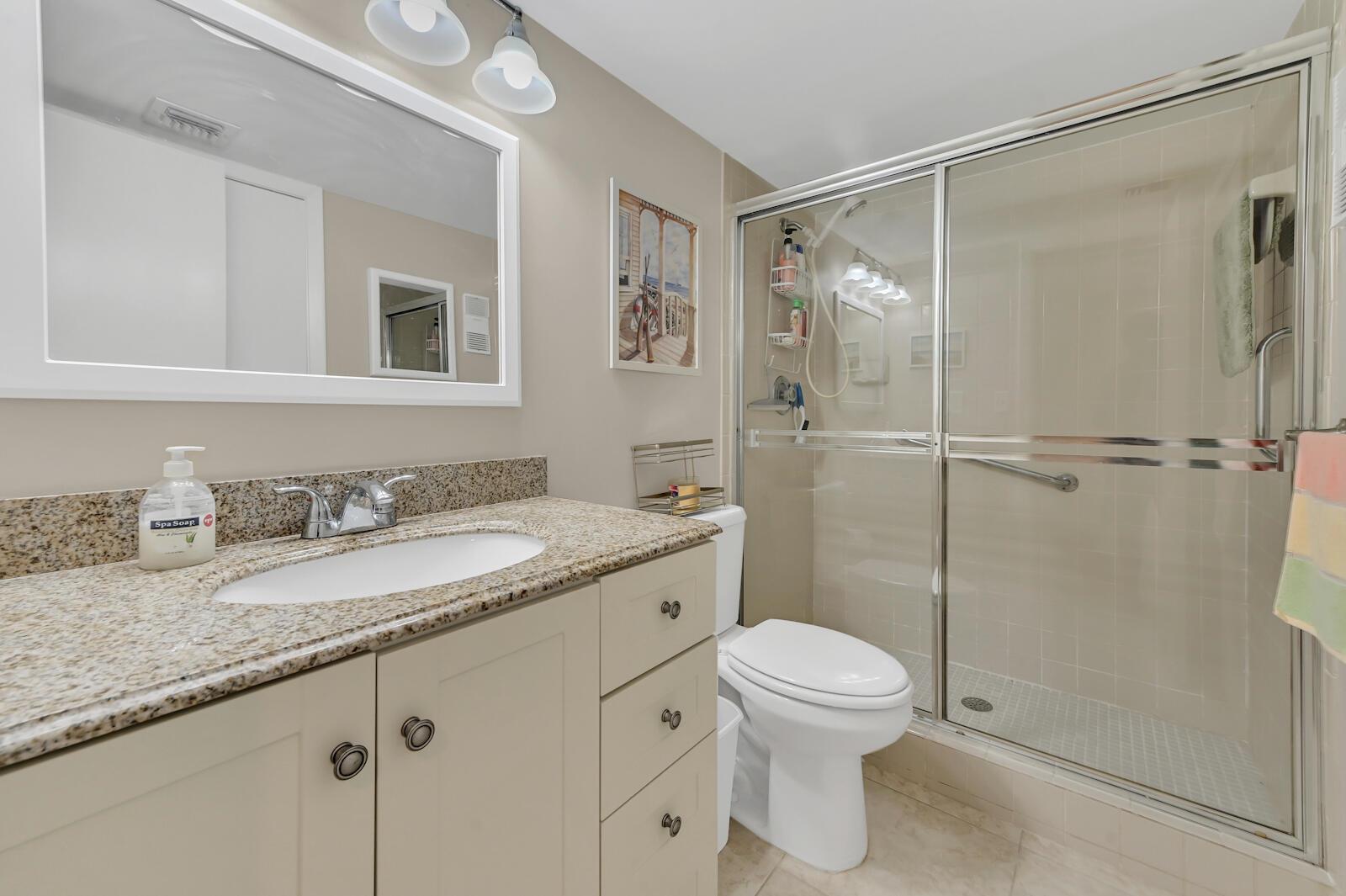 LAKES OF DELRAY - Residential Lease