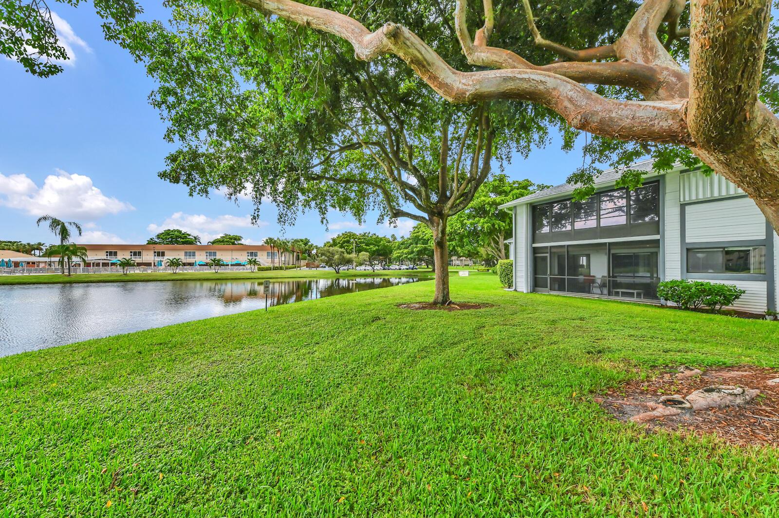 LAKES OF DELRAY - Residential Lease