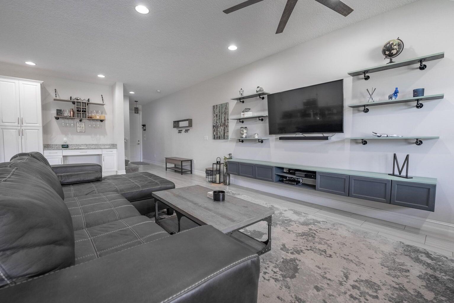 PARK CENTRAL AT CYPRESS K - Residential Lease