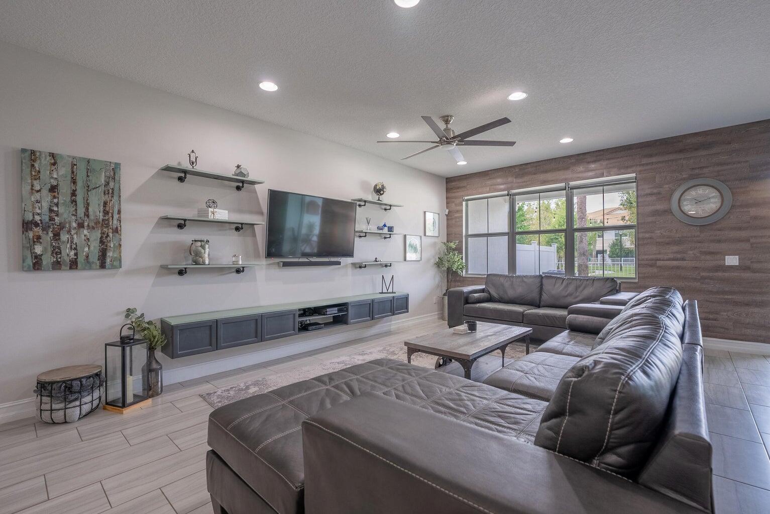 PARK CENTRAL AT CYPRESS K - Residential Lease