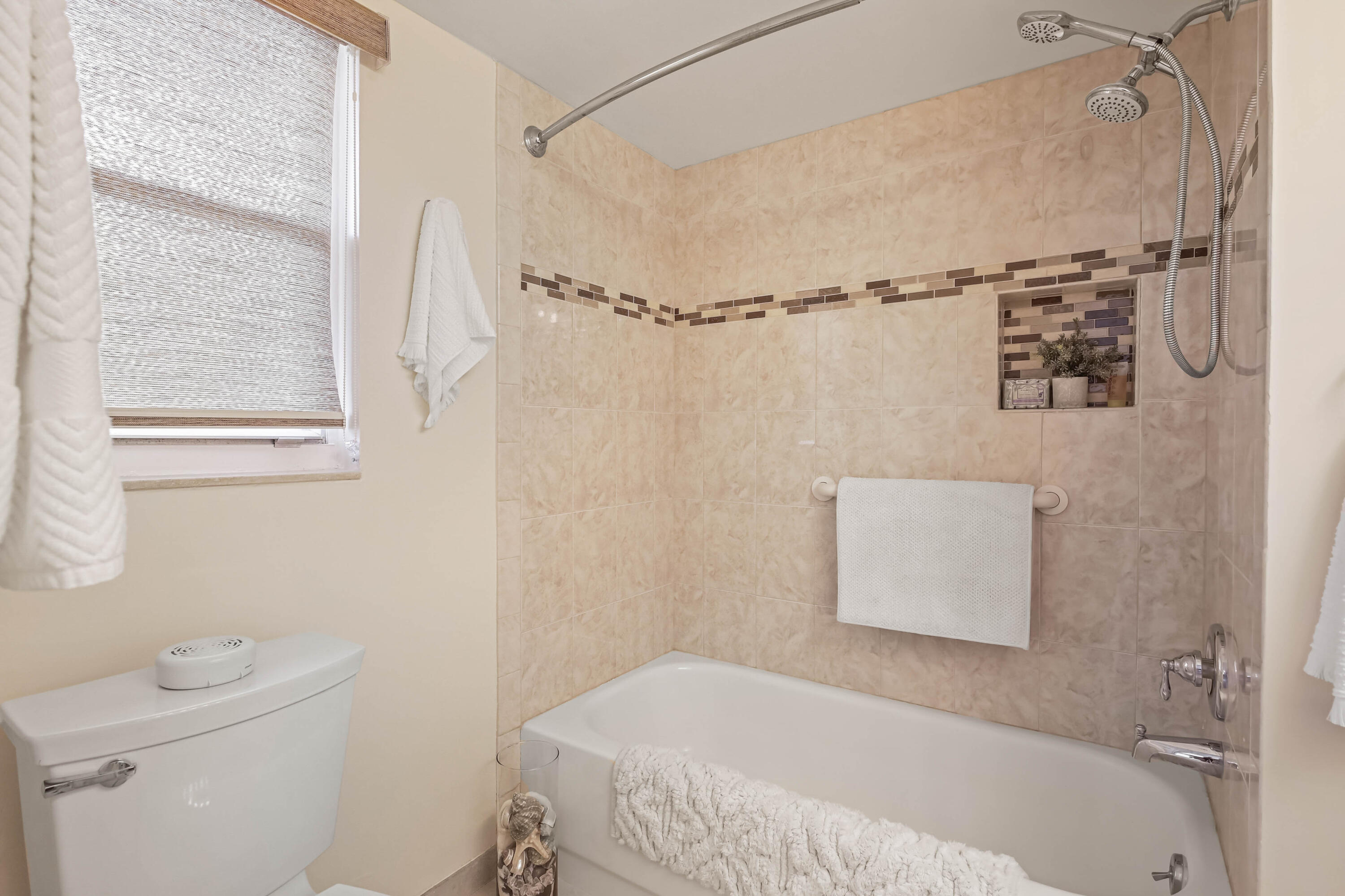 POINCIANA PLACE CONDO A,B AND C - Residential