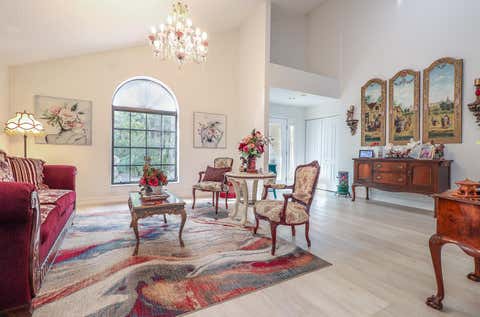 Tiny photo for 8259 155th Place N, Palm Beach Gardens, FL 33418 (MLS # B26036240)