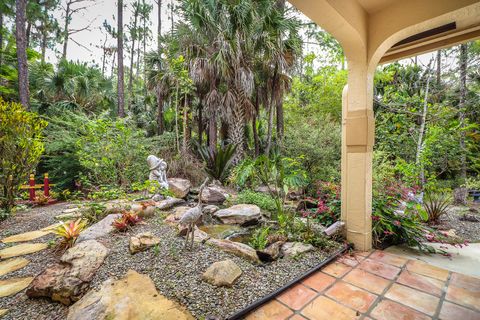 Tiny photo for 8259 155th Place N, Palm Beach Gardens, FL 33418 (MLS # B26036240)