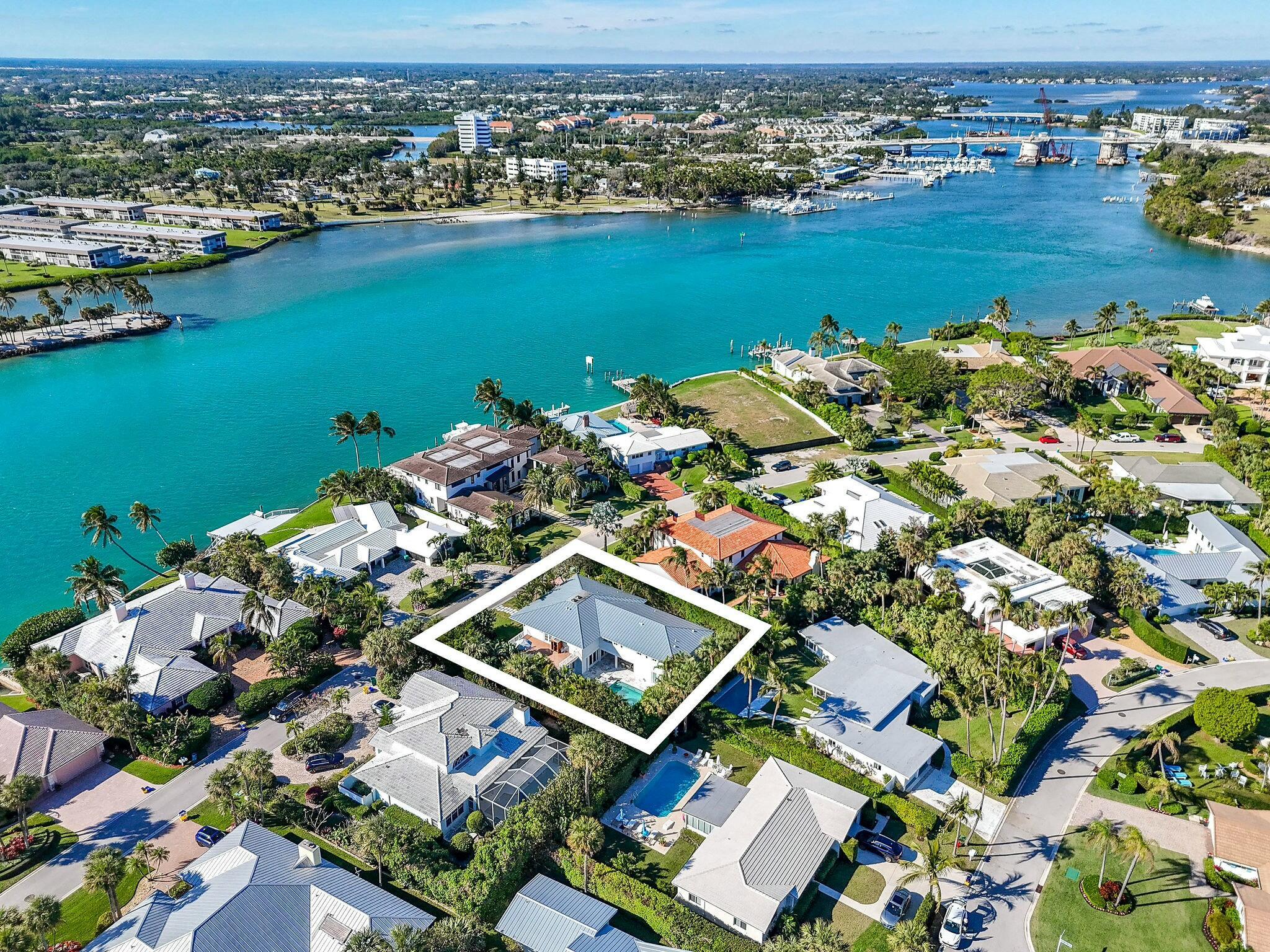 JUPITER INLET BEACH COLON - Residential