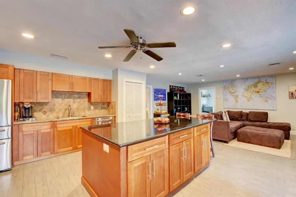 CARRIAGE HILL - Residential