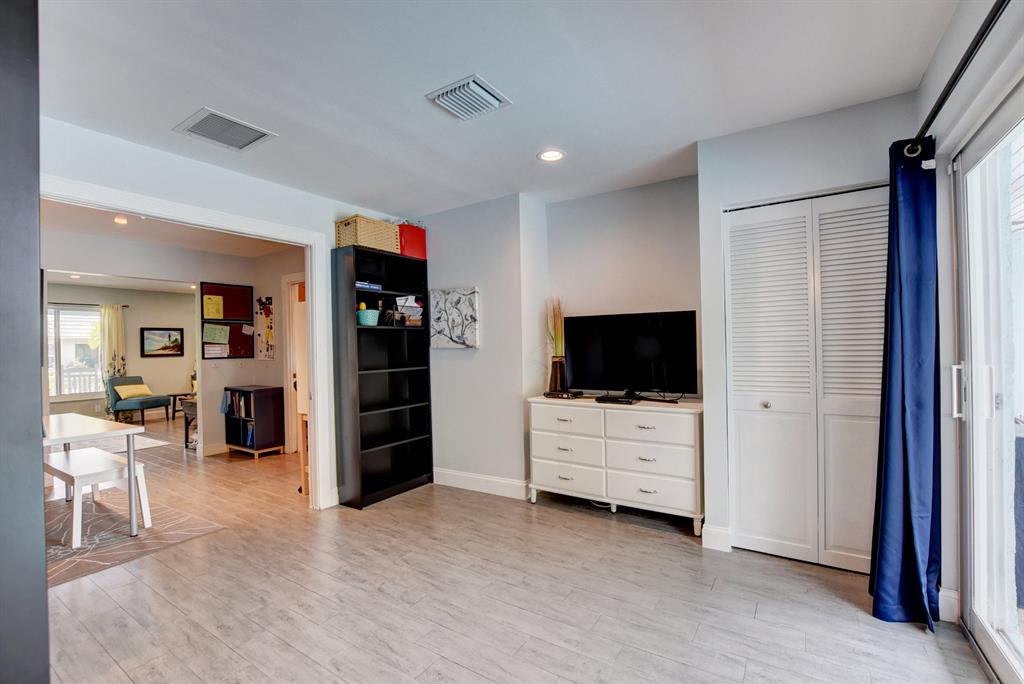 CARRIAGE HILL - Residential