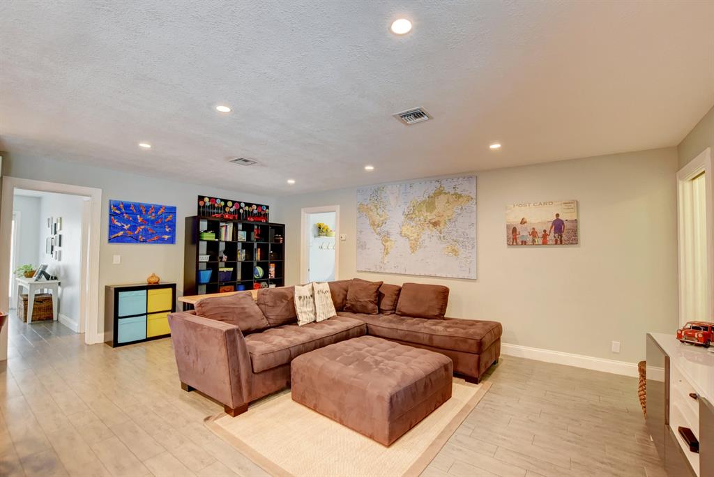 CARRIAGE HILL - Residential