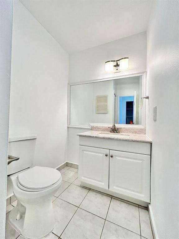 1004 PINE DRIVE CONDO - Residential Lease