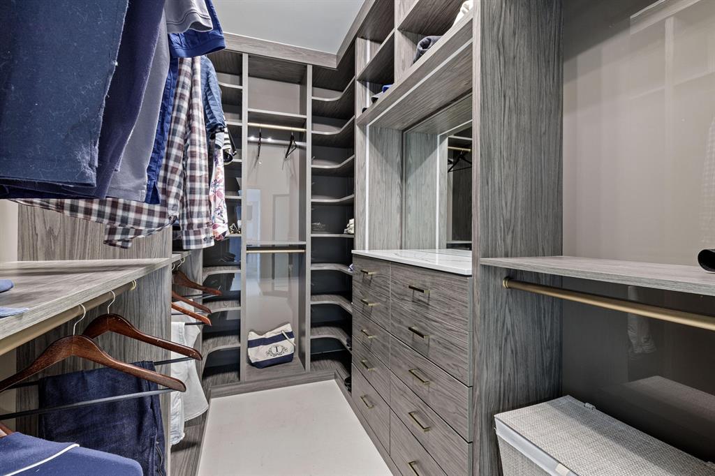 TOSCANA SOUTH CONDO - Residential