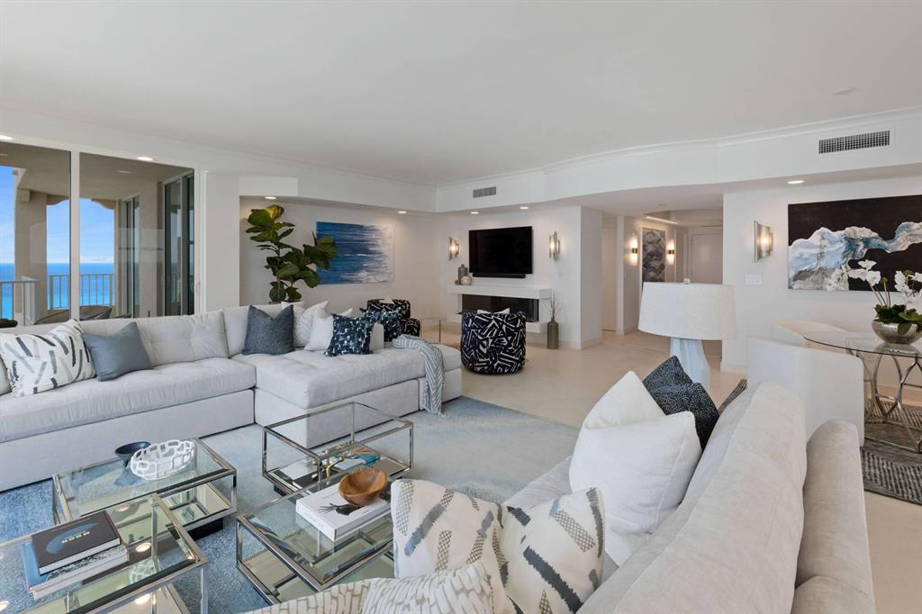 TOSCANA SOUTH CONDO - Residential