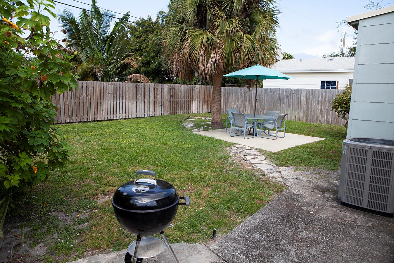 NORTH PALM BCH 1 - Residential Lease