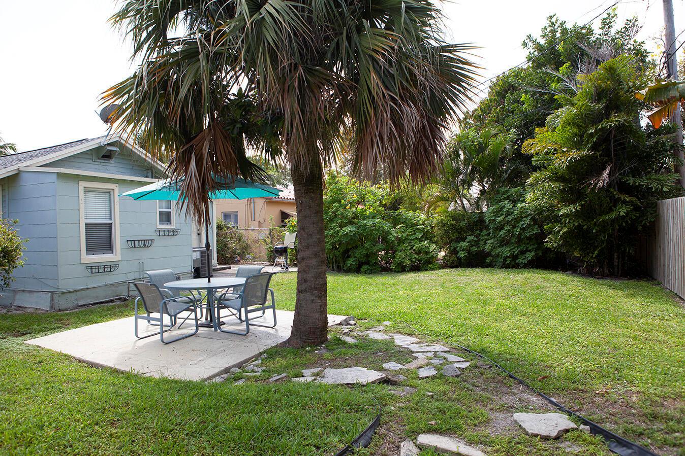 NORTH PALM BCH 1 - Residential Lease