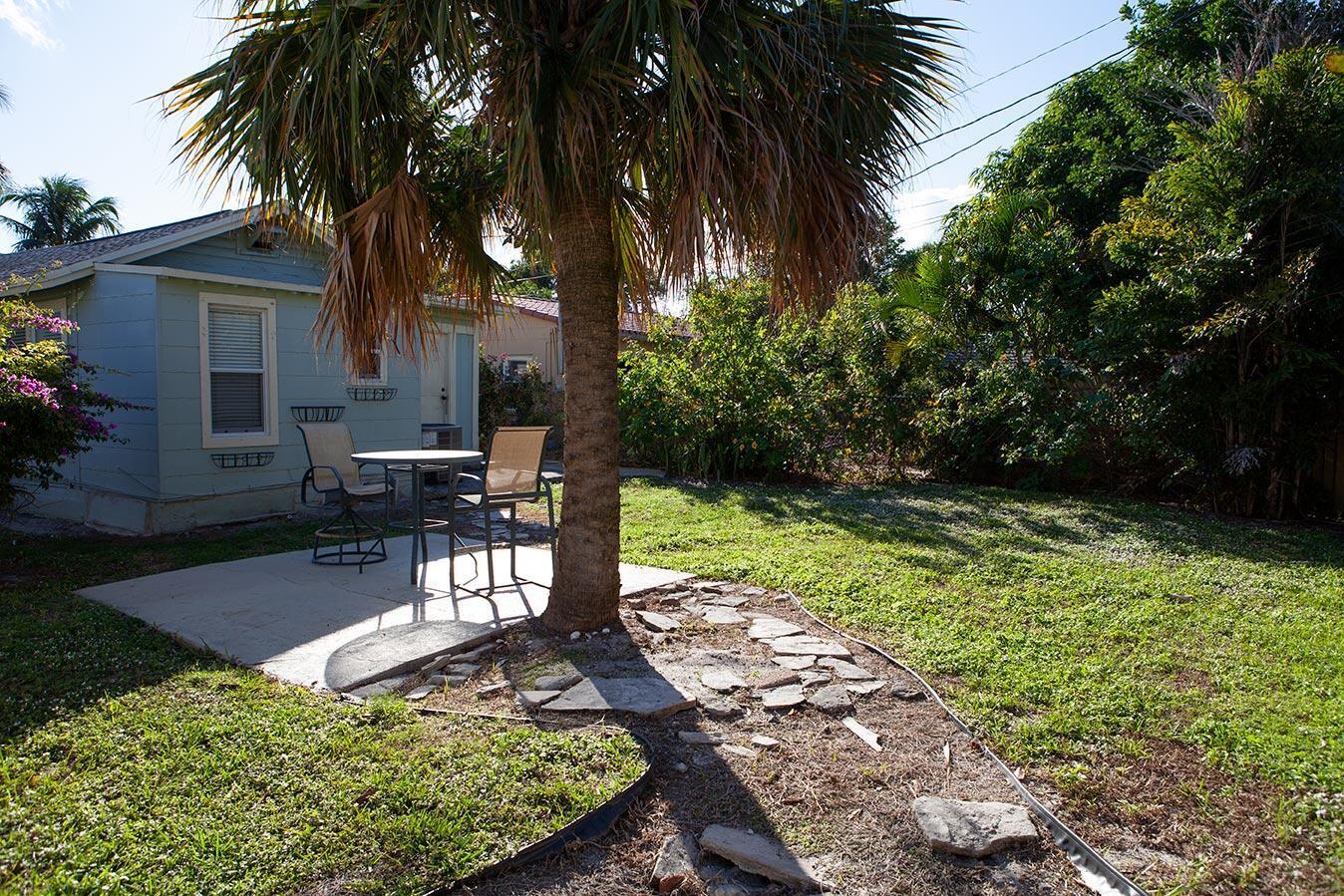 NORTH PALM BCH 1 - Residential Lease
