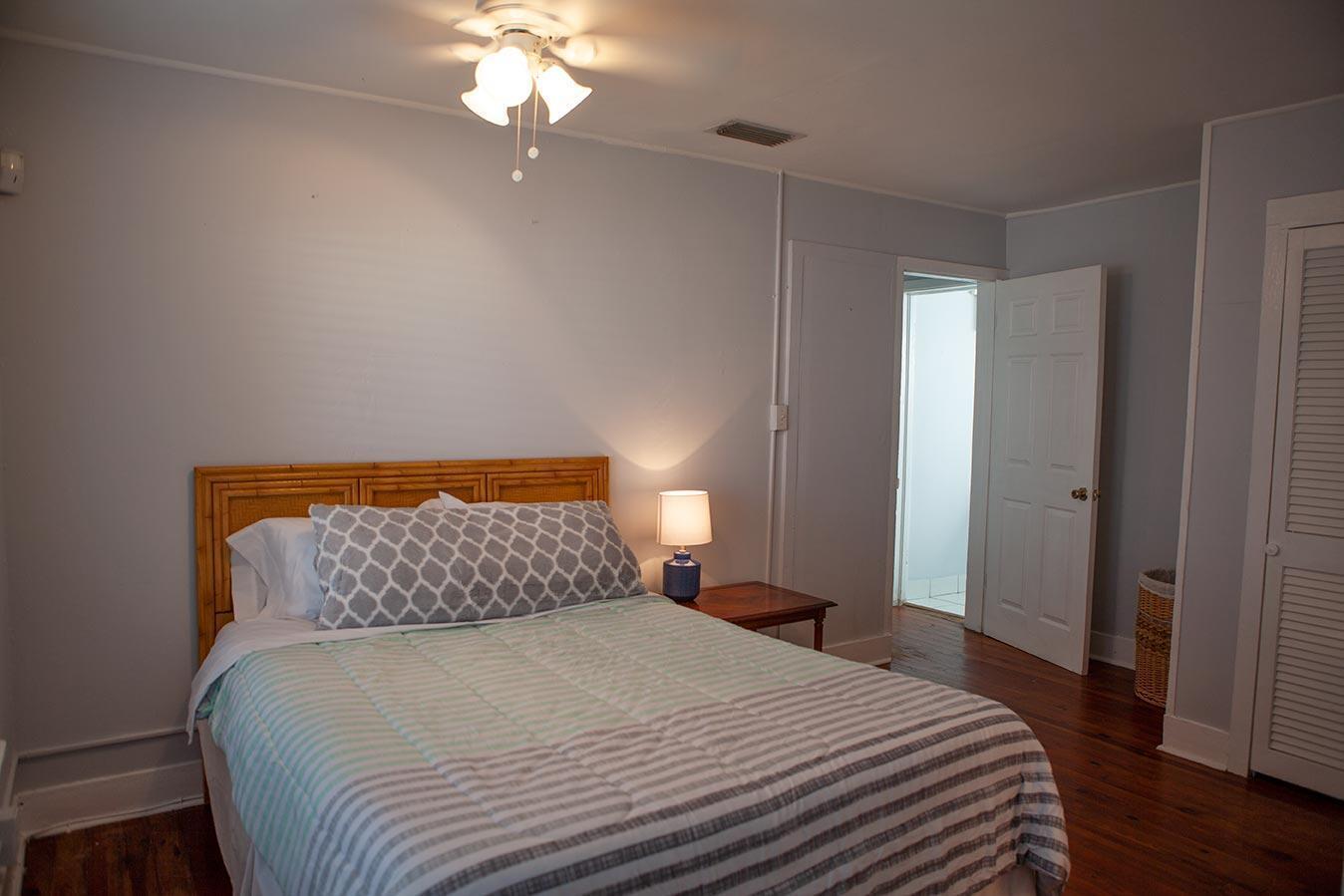 NORTH PALM BCH 1 - Residential Lease