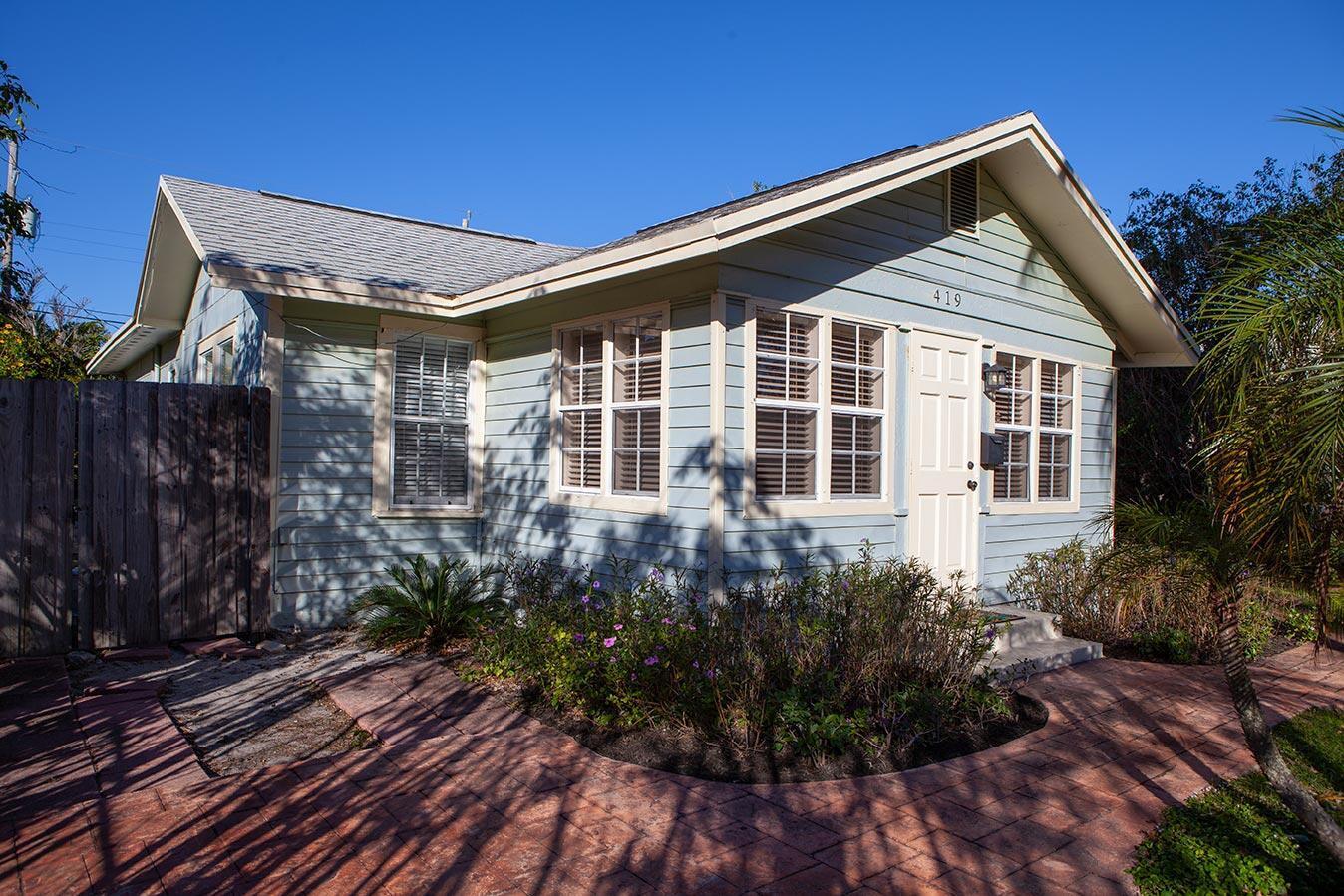 NORTH PALM BCH 1 - Residential Lease