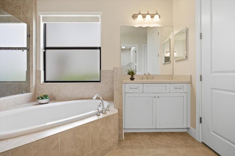 Tiny photo for 11513 NW 81st Place, Parkland, FL 33076 (MLS # B26057613)