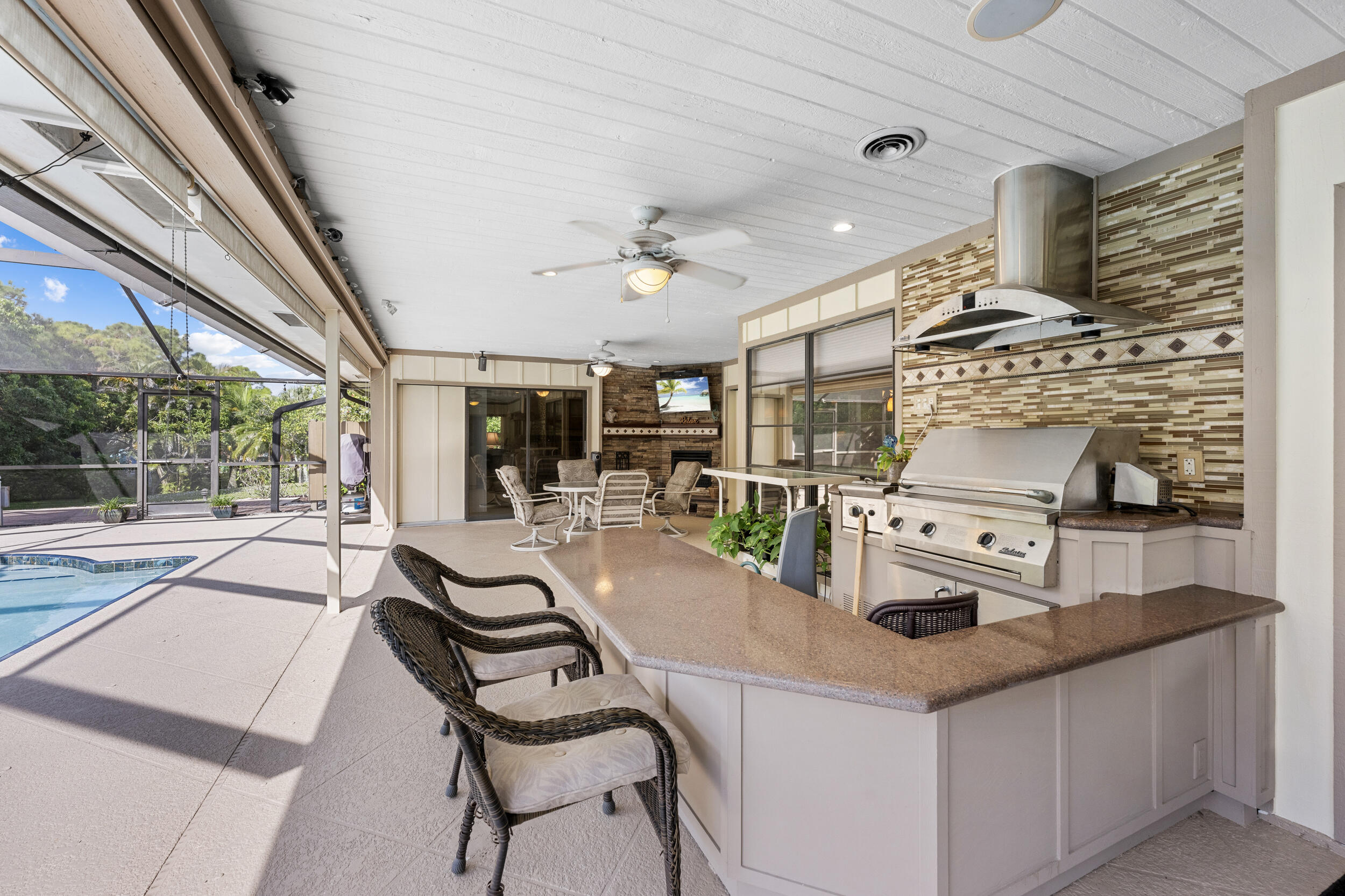 Palm Beach Country Estates - Residential