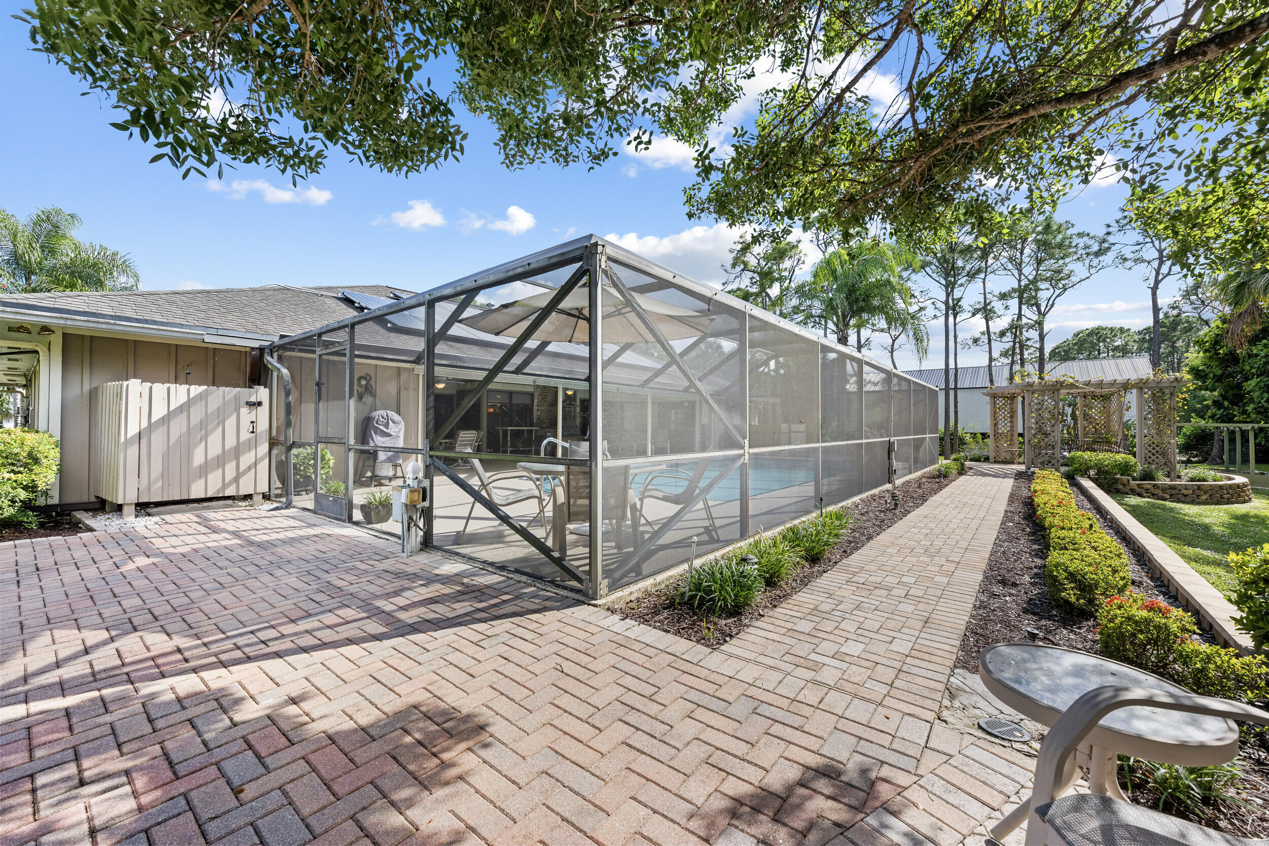 Palm Beach Country Estates - Residential