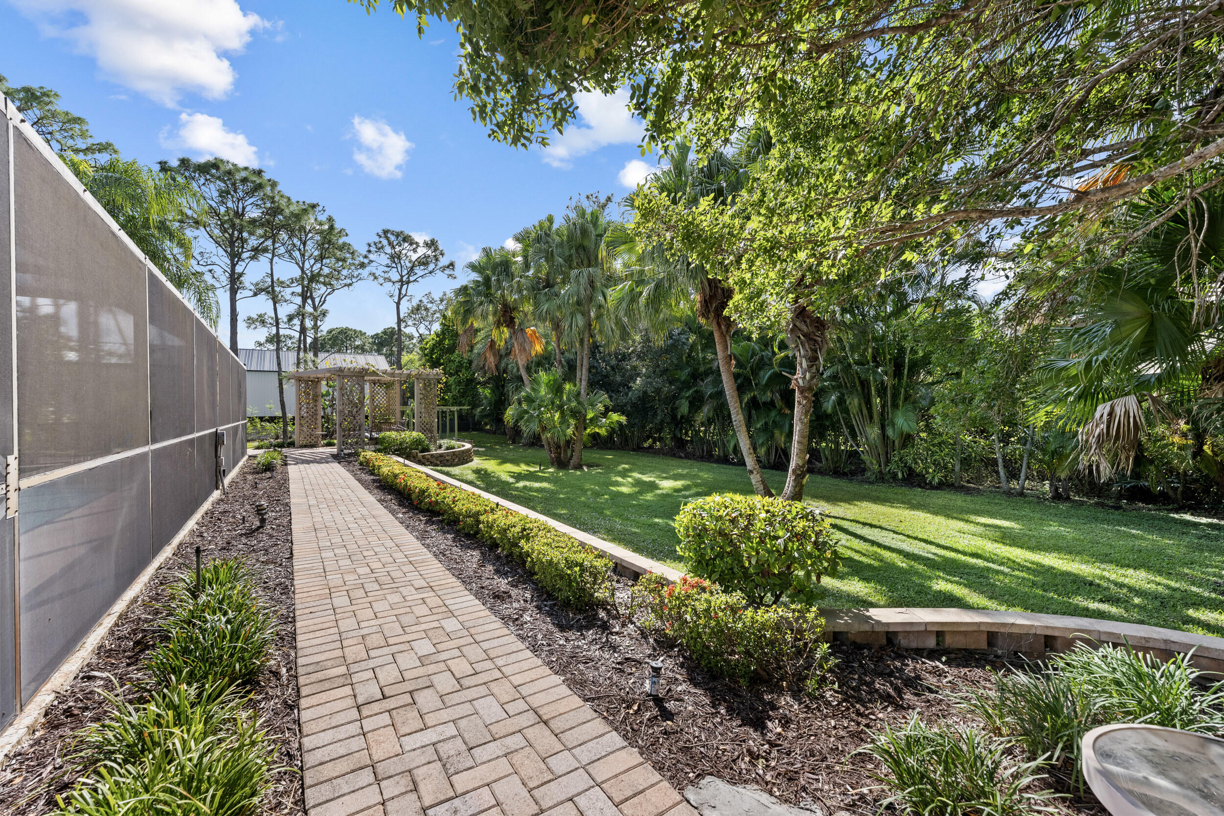 Palm Beach Country Estates - Residential