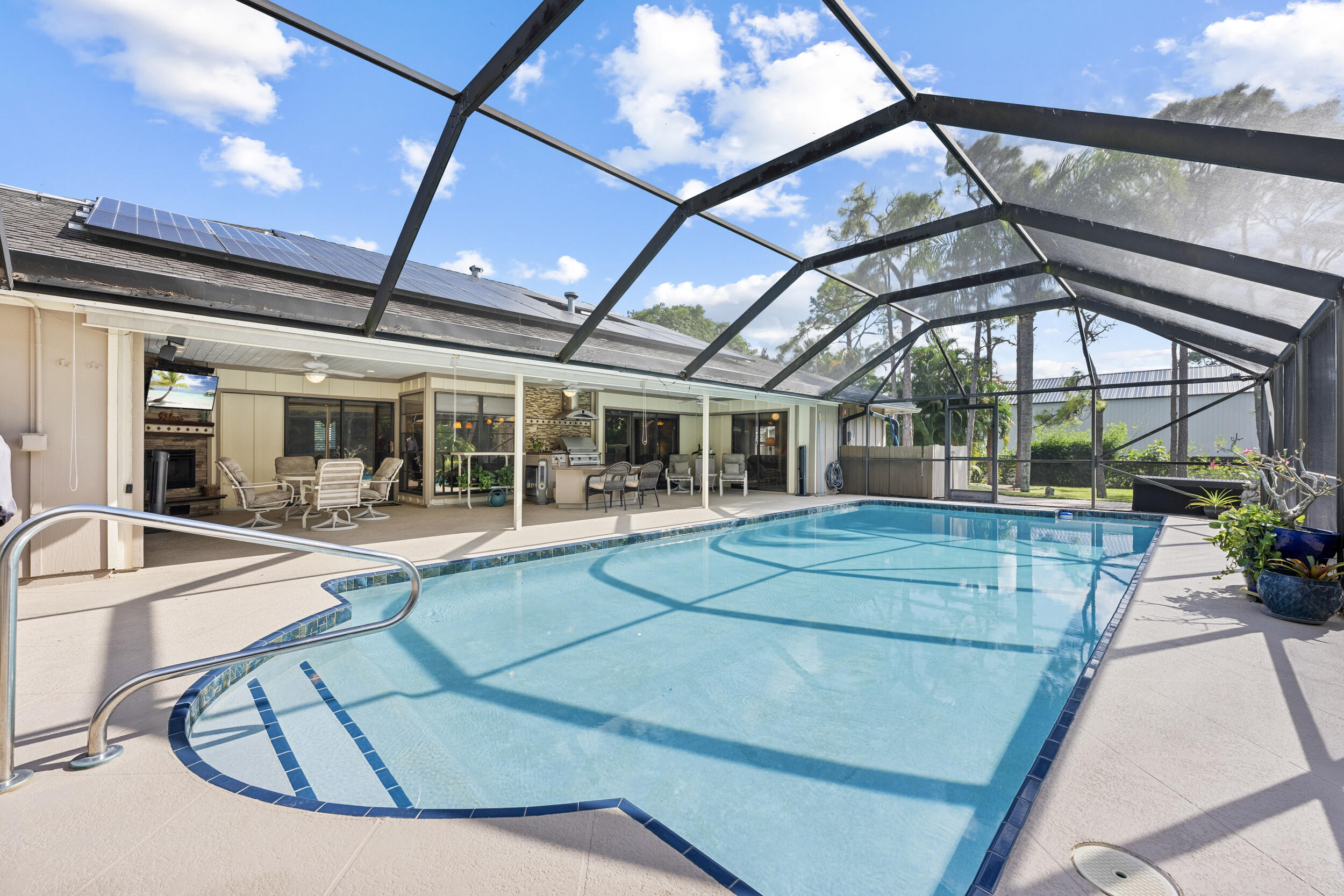 Palm Beach Country Estates - Residential