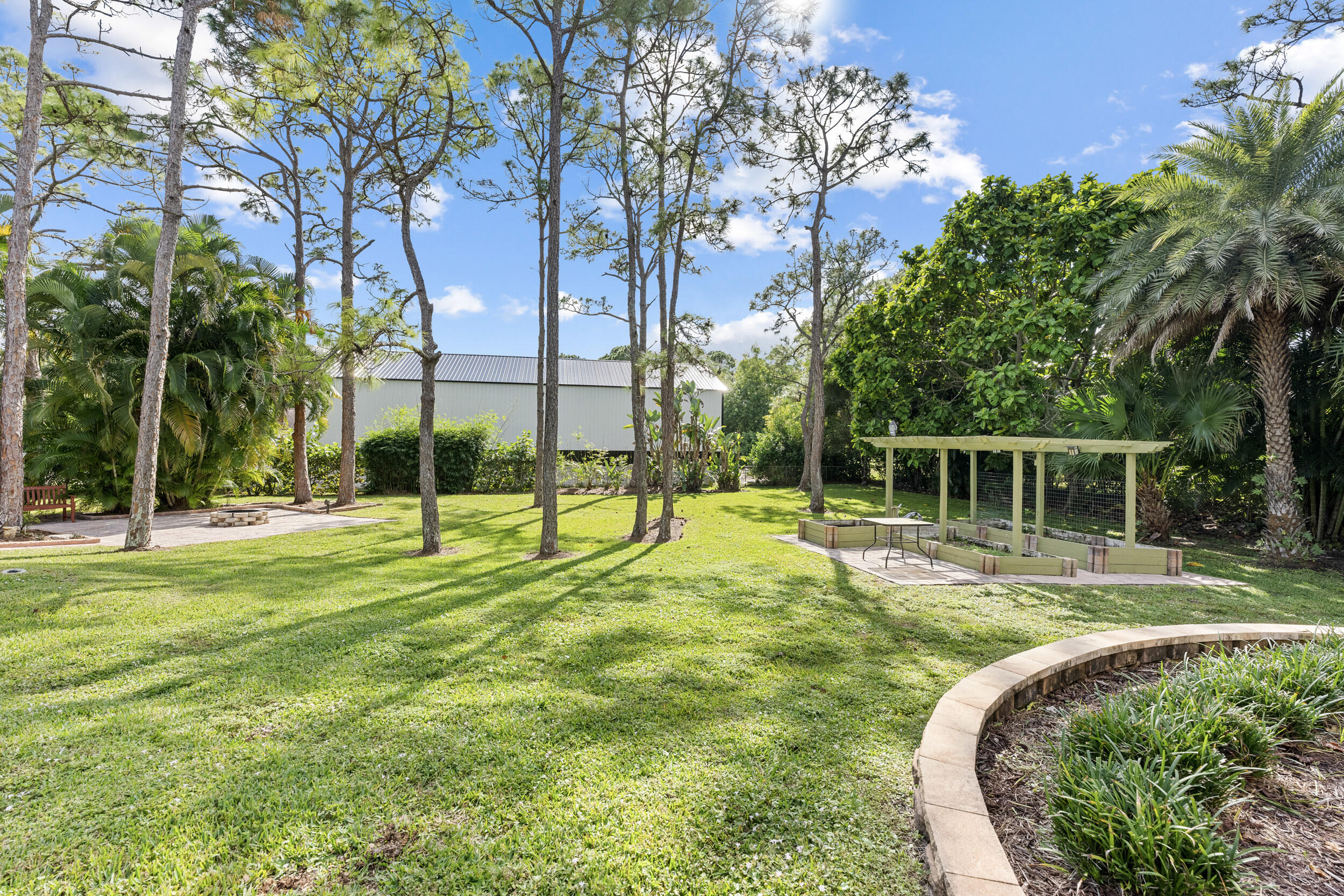 Palm Beach Country Estates - Residential