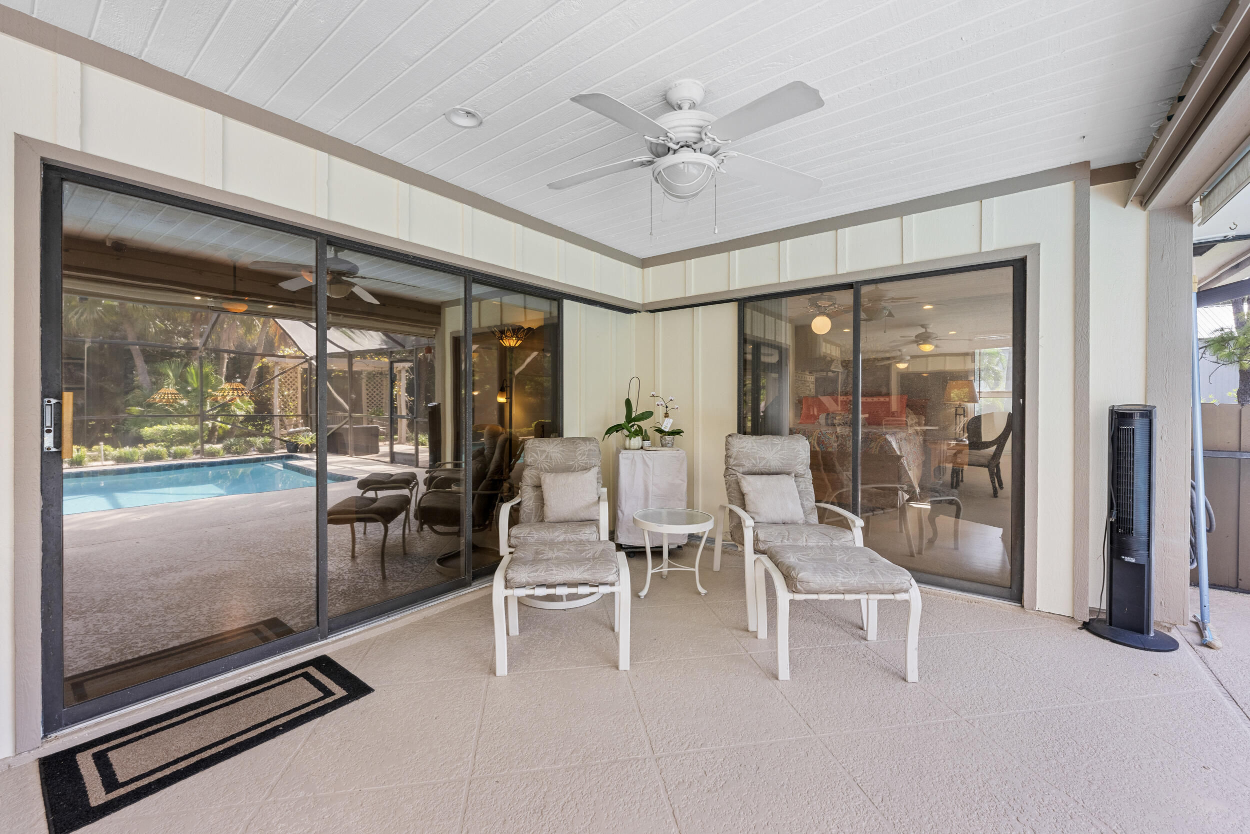 Palm Beach Country Estates - Residential