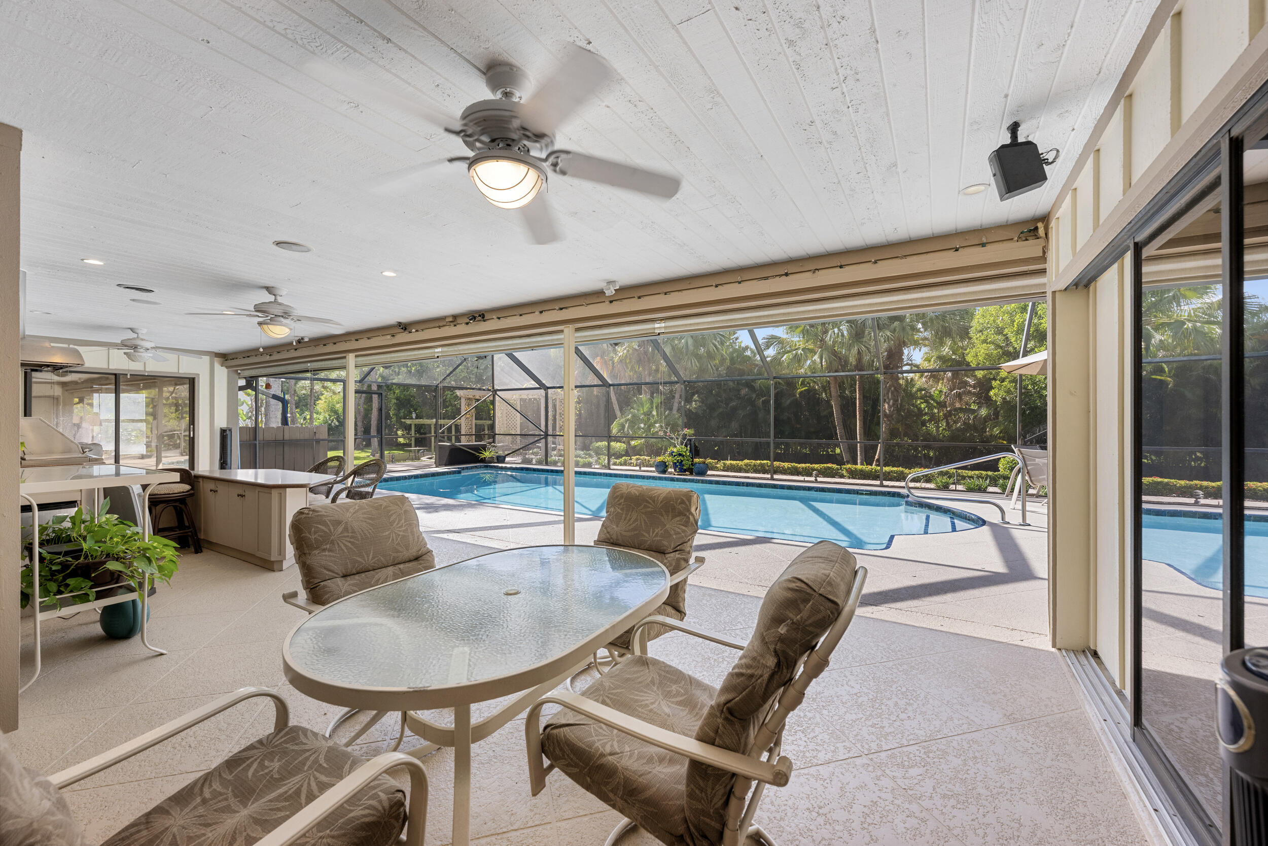 Palm Beach Country Estates - Residential