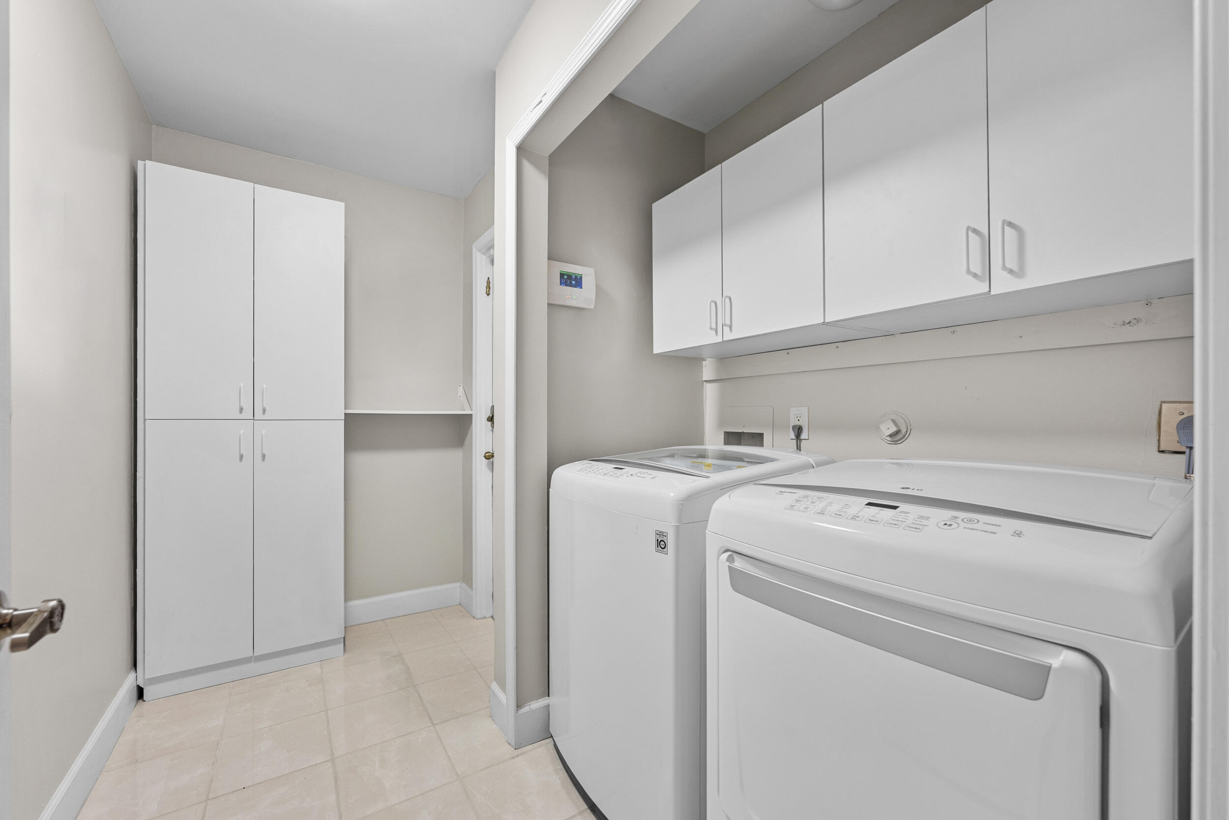 Palm Beach Country Estates - Residential