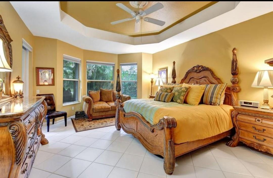 Valencia Falls 04 - Residential