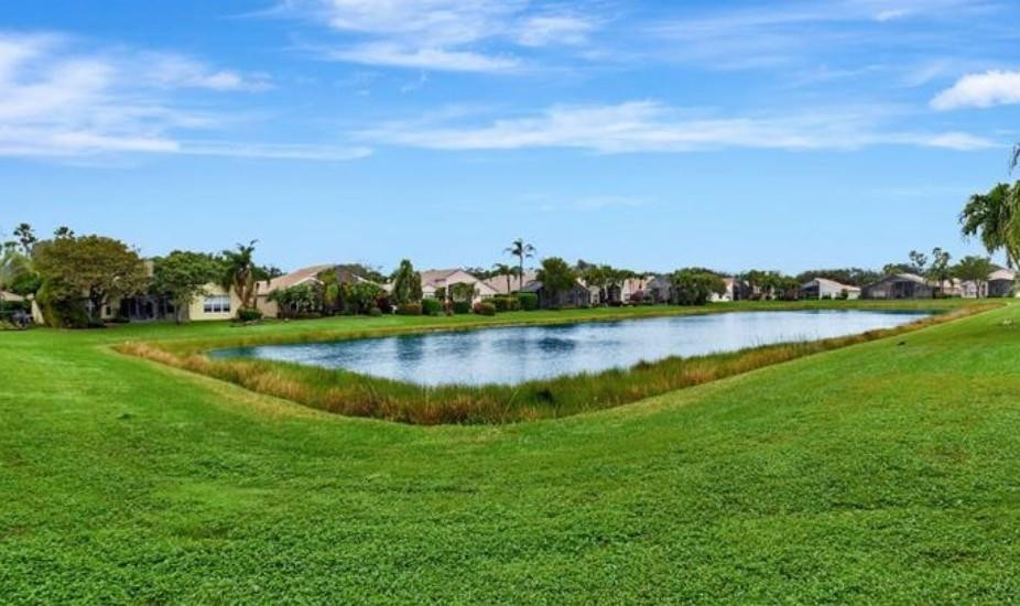 Valencia Falls 04 - Residential