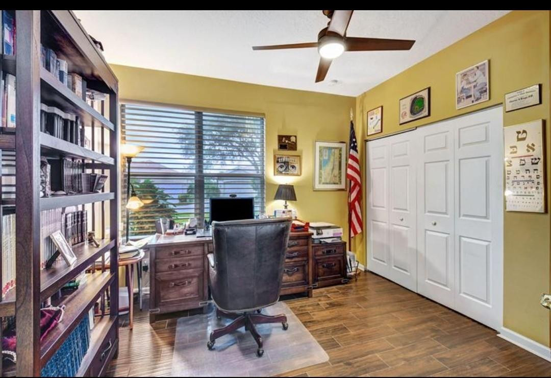 Valencia Falls 04 - Residential